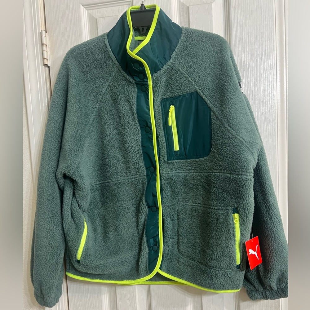 New with Tag Puma Green Sherpa polar Fleece Jacket with Woven Pocket size Small